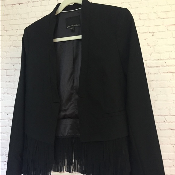 Black Banana Republic blazer with fringe bottom - Picture 2 of 8